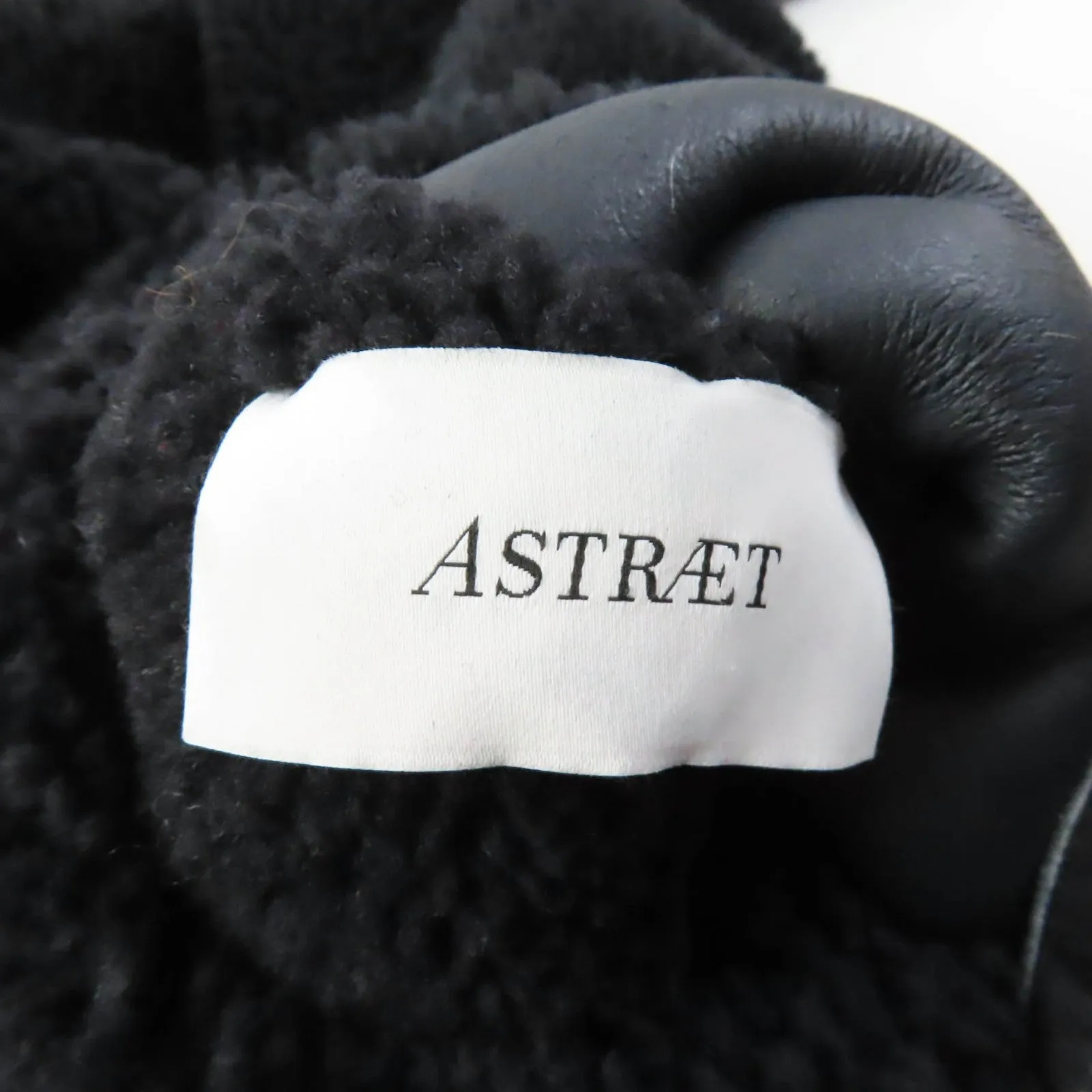 ASTRAET Reversible Mouton Coat Navy Women