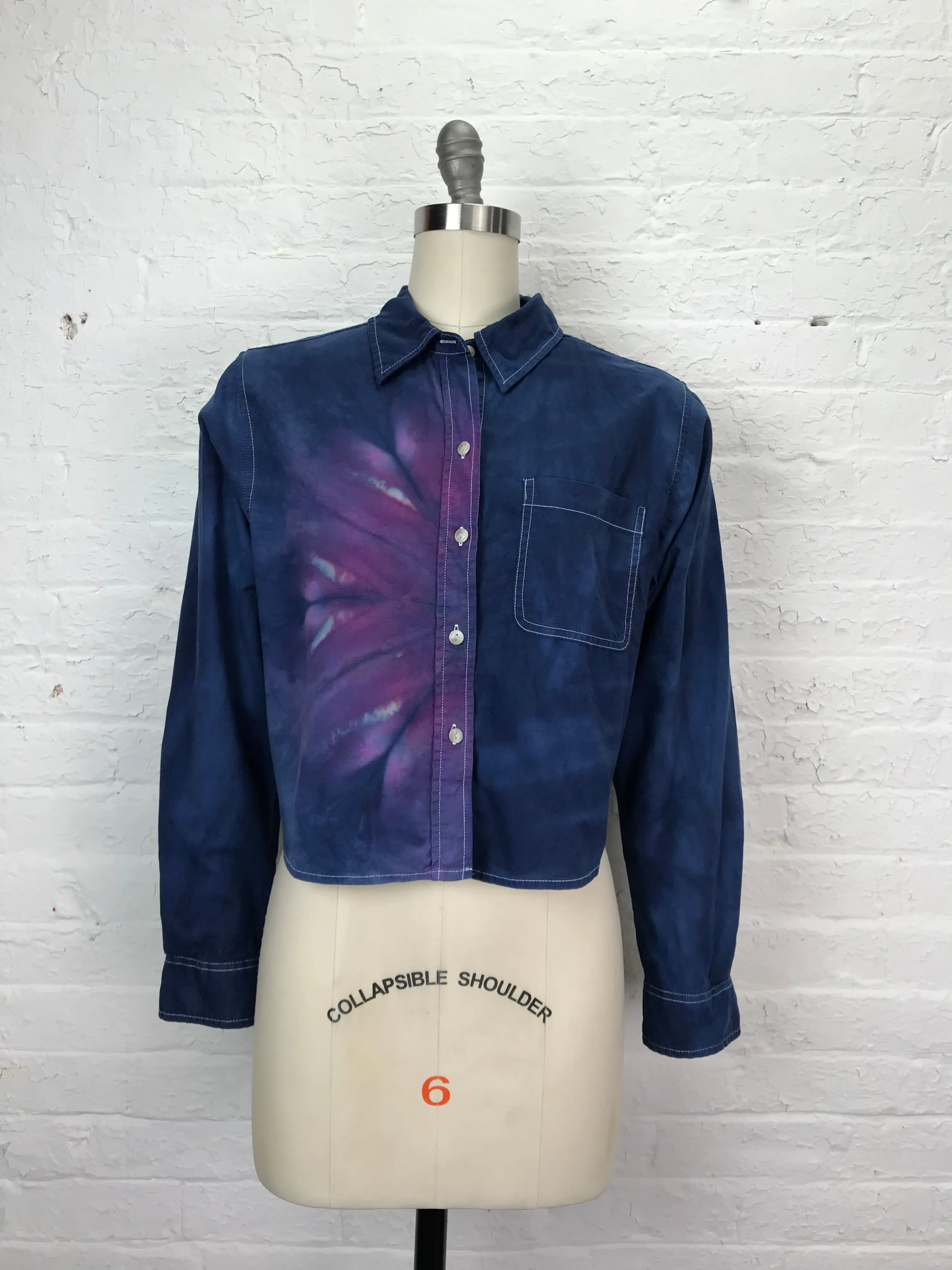 Cropped Buttonup in Blue Blossom - Medium