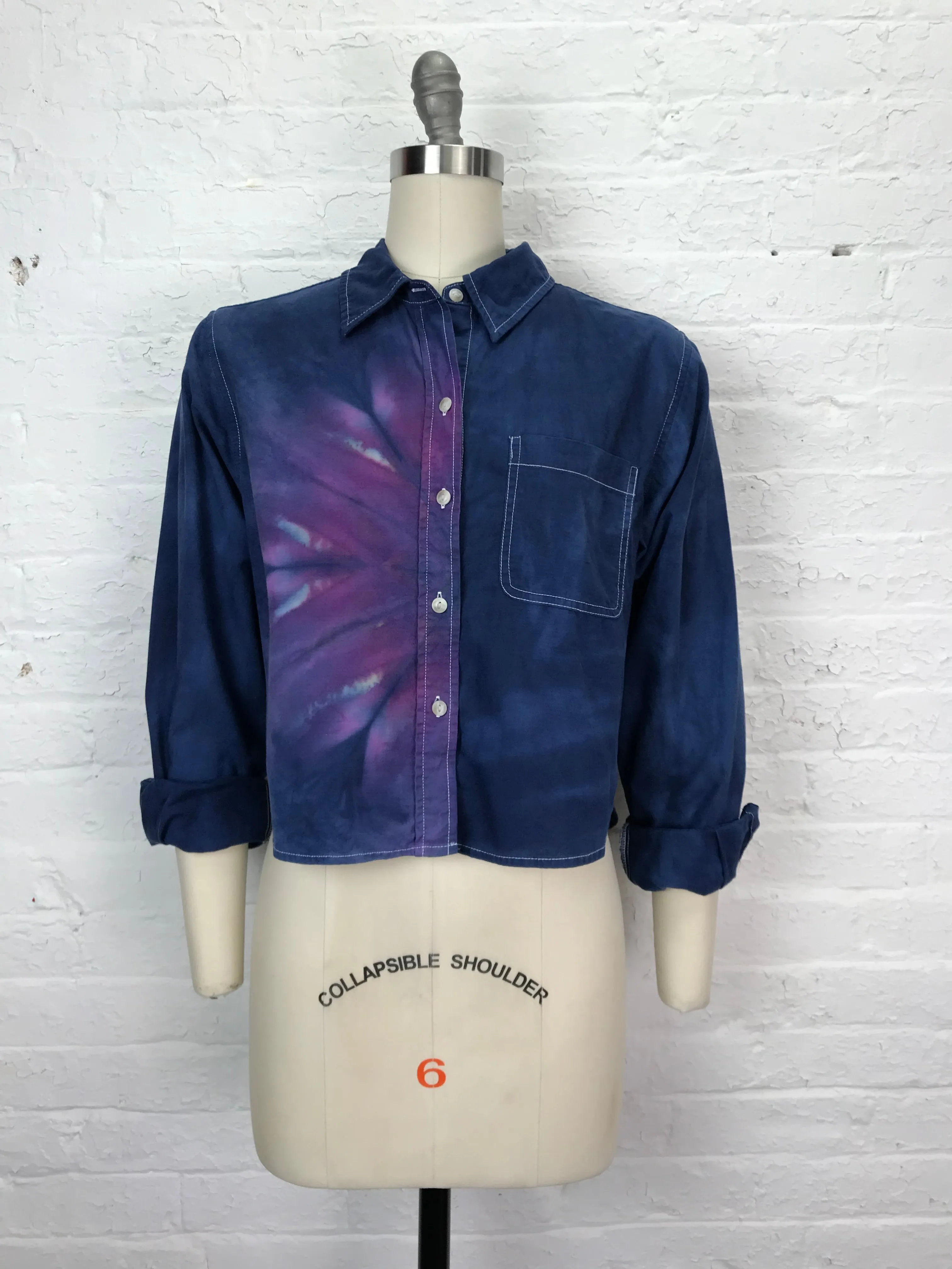 Cropped Buttonup in Blue Blossom - Medium