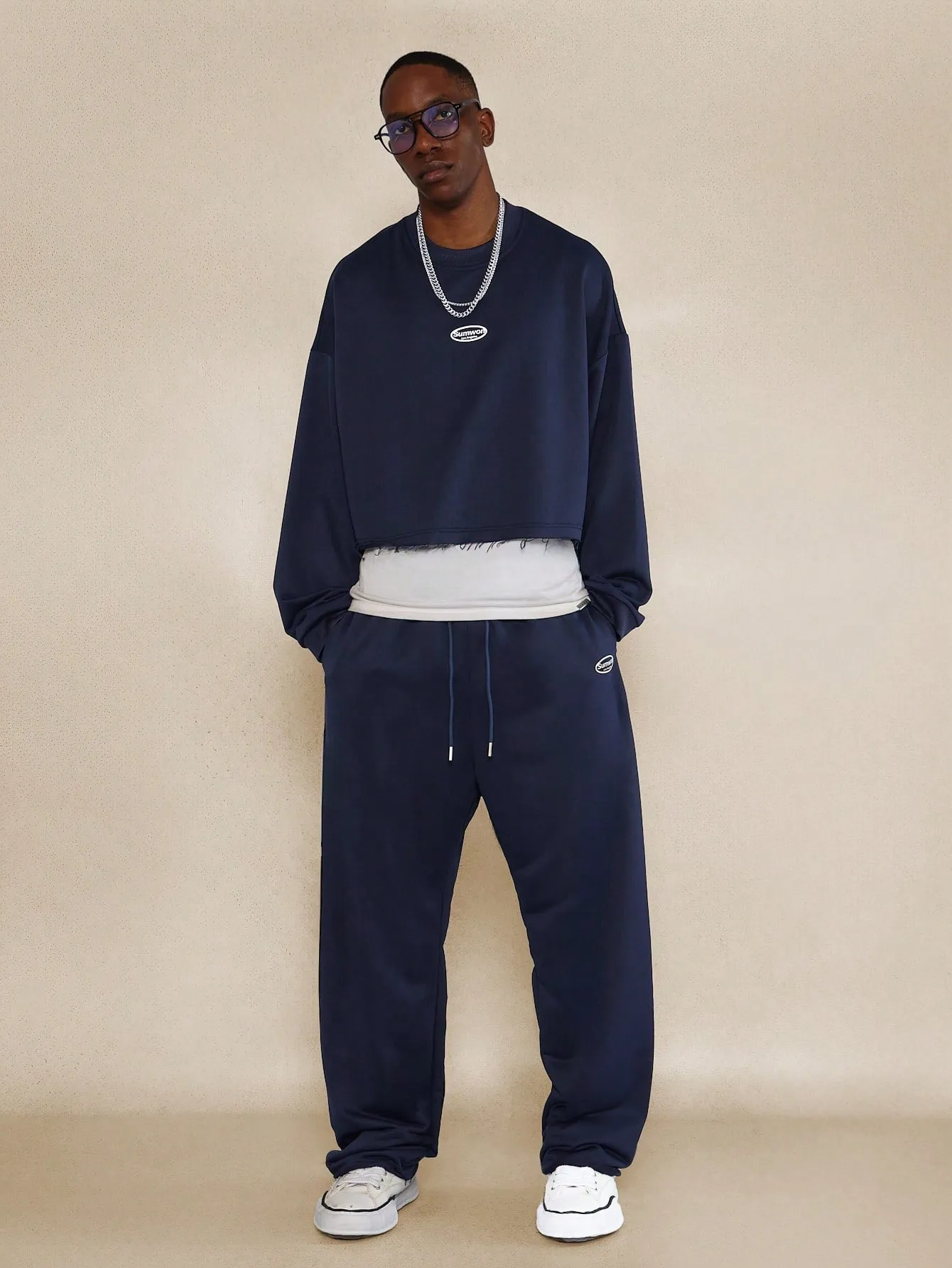 Cropped Raw Edge Sweatshirt And Loose Fit Jogger 2 Piece Set