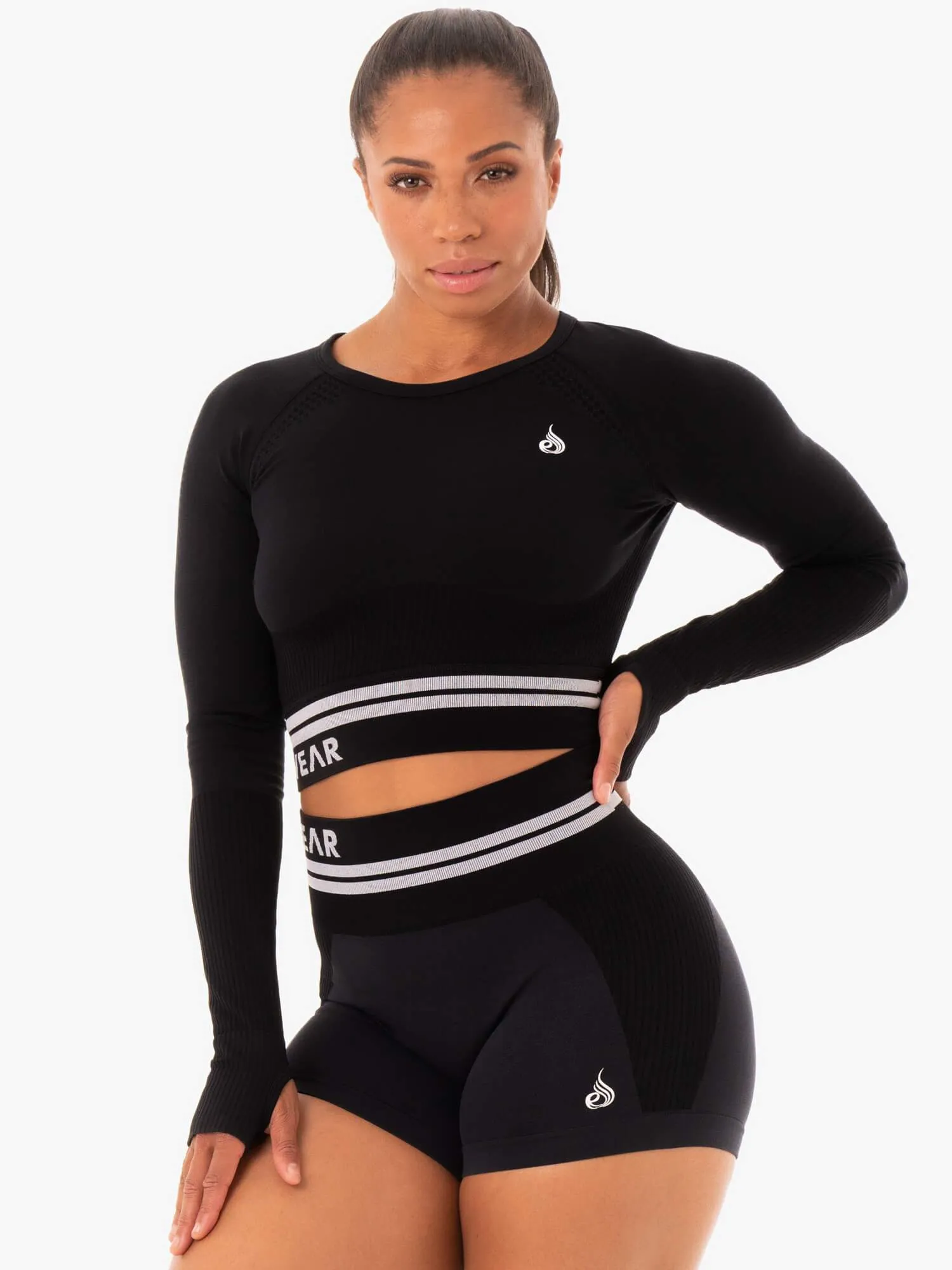 Freestyle Seamless Long Sleeve Crop - Black