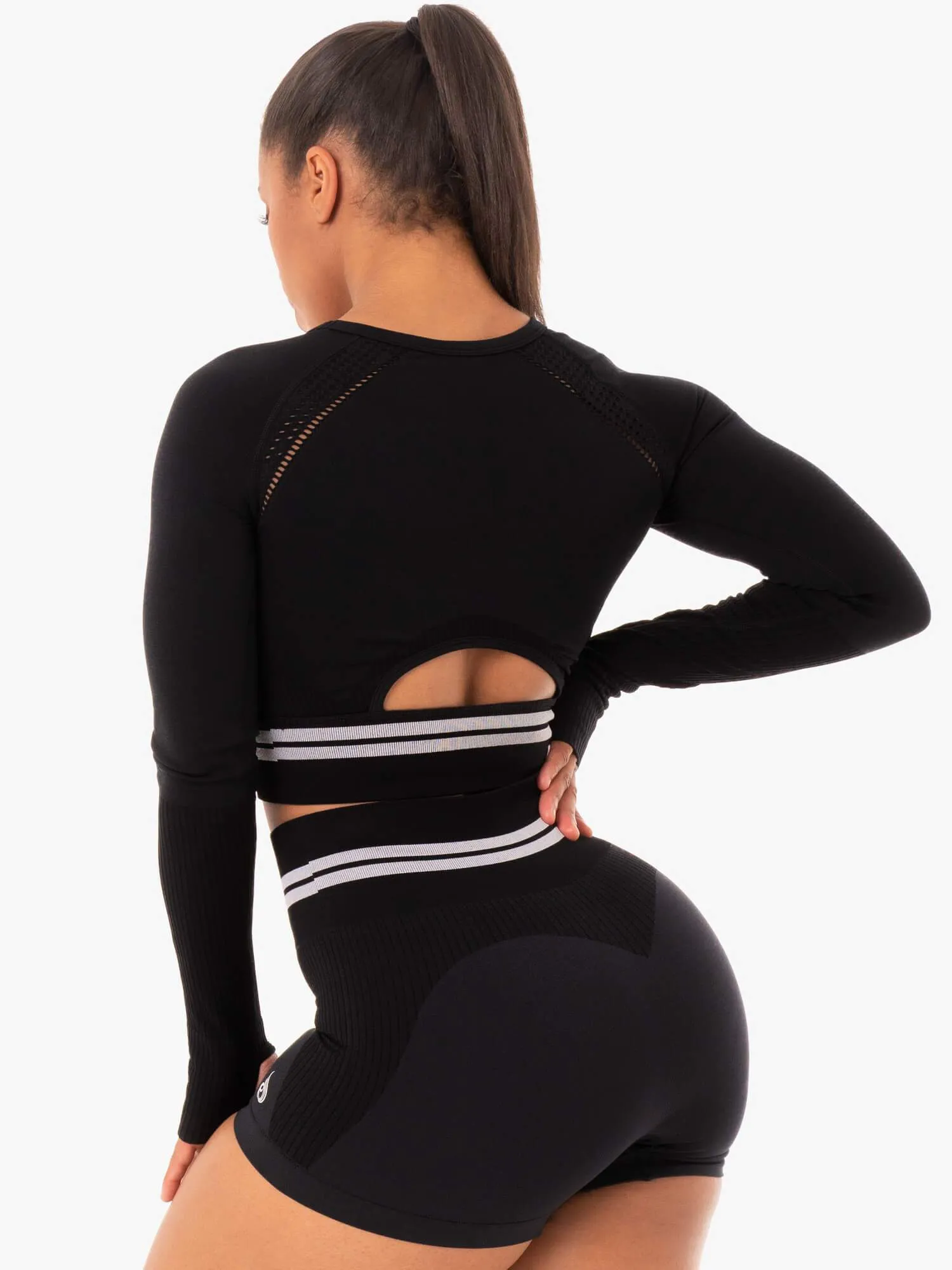 Freestyle Seamless Long Sleeve Crop - Black