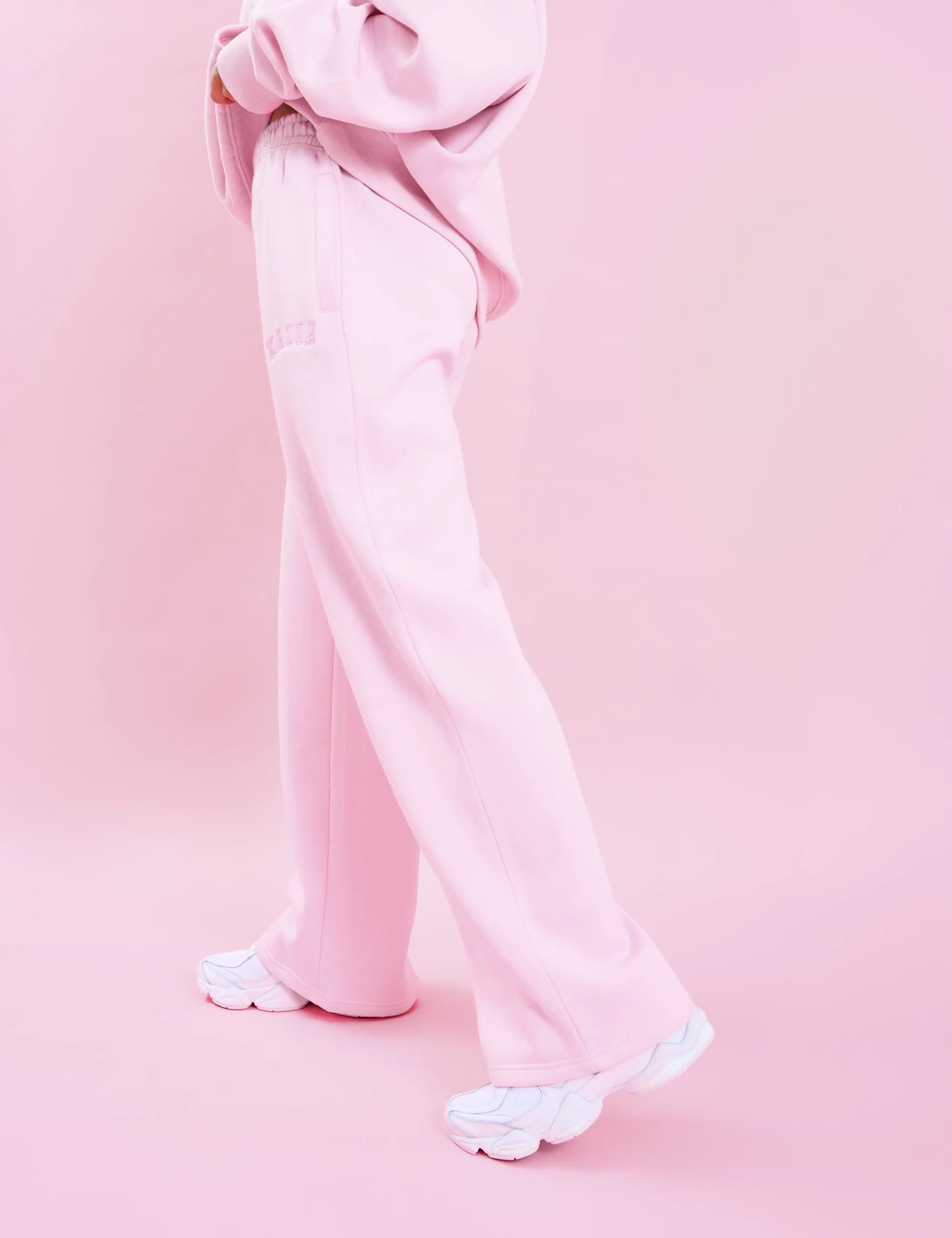 Kaiia Logo Wide Leg Sweat Pants Baby Pink