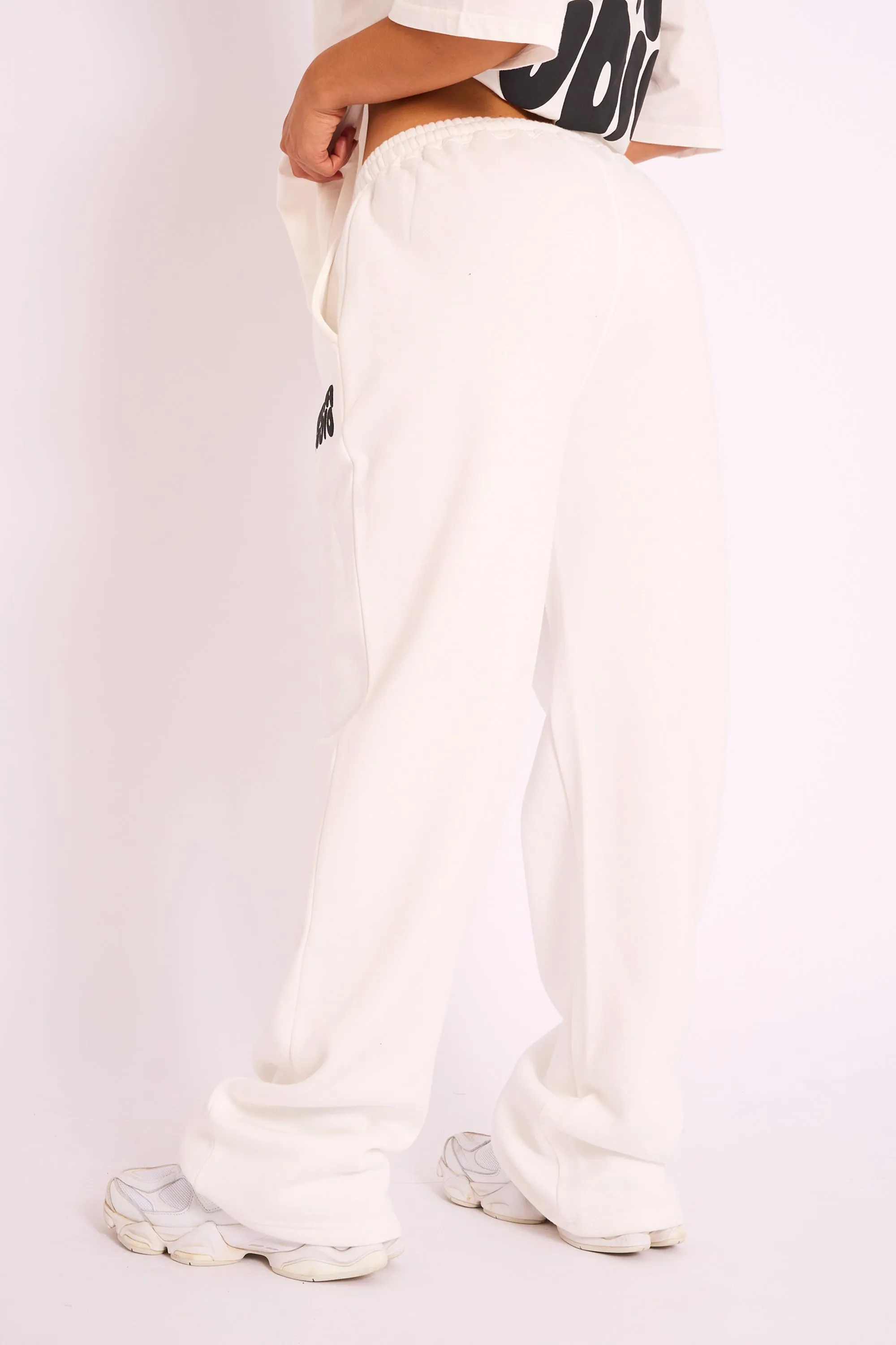 Kaiia Studio Bubble Logo Wide Leg Jogger White & Black