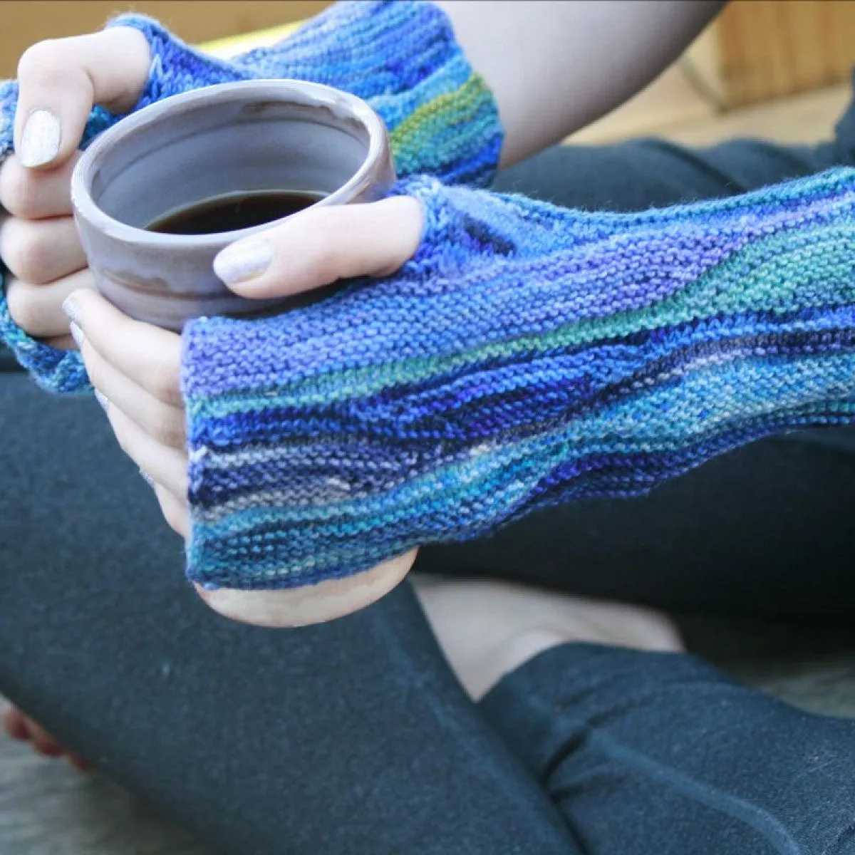 Koigu Paint Can Patterns - Snow Wave Fingerless Gloves - PDF Download