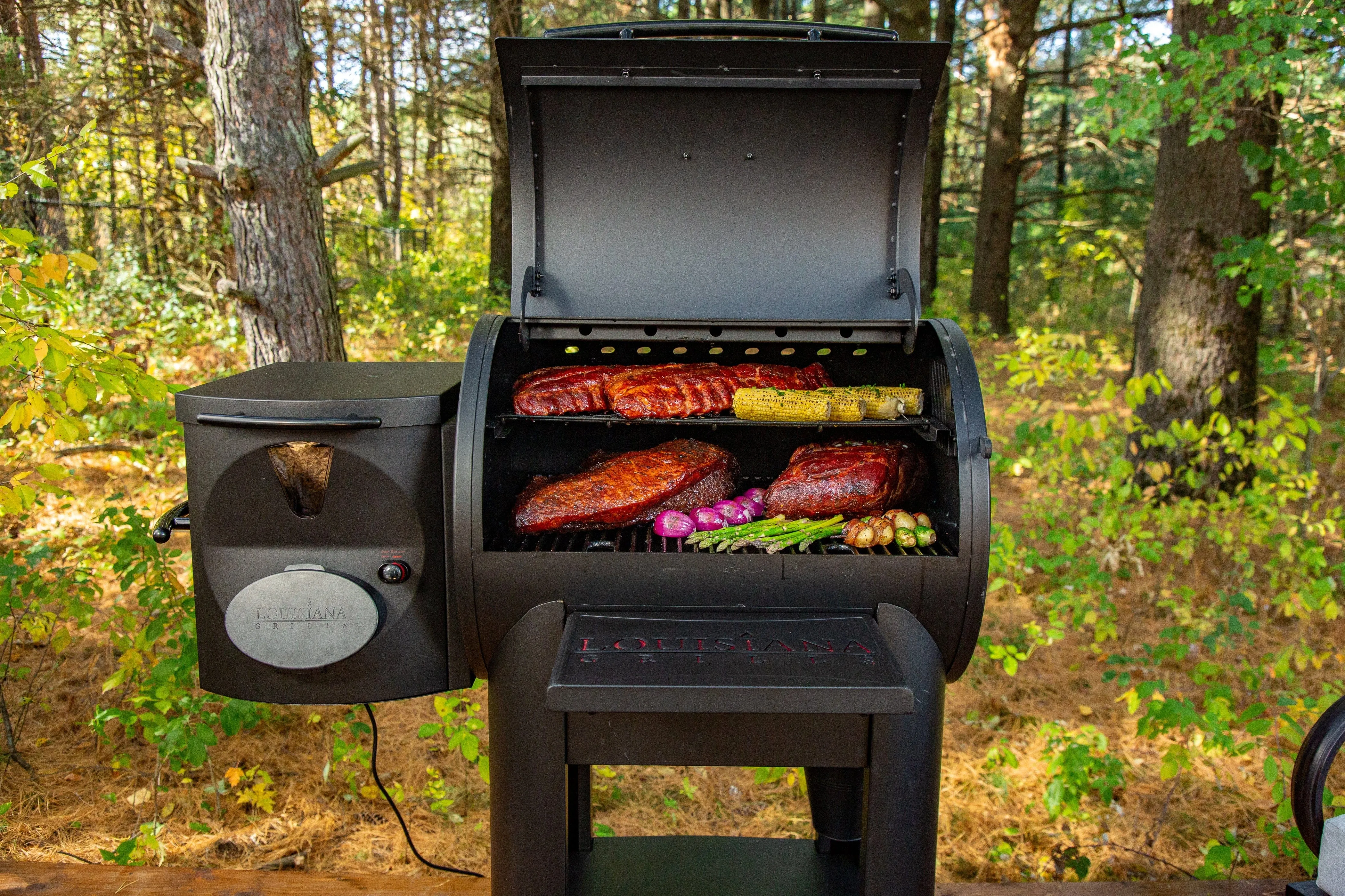 Louisiana Grills Founders Premier 800 Pellet Grill & Smoker w/ WIFI Control