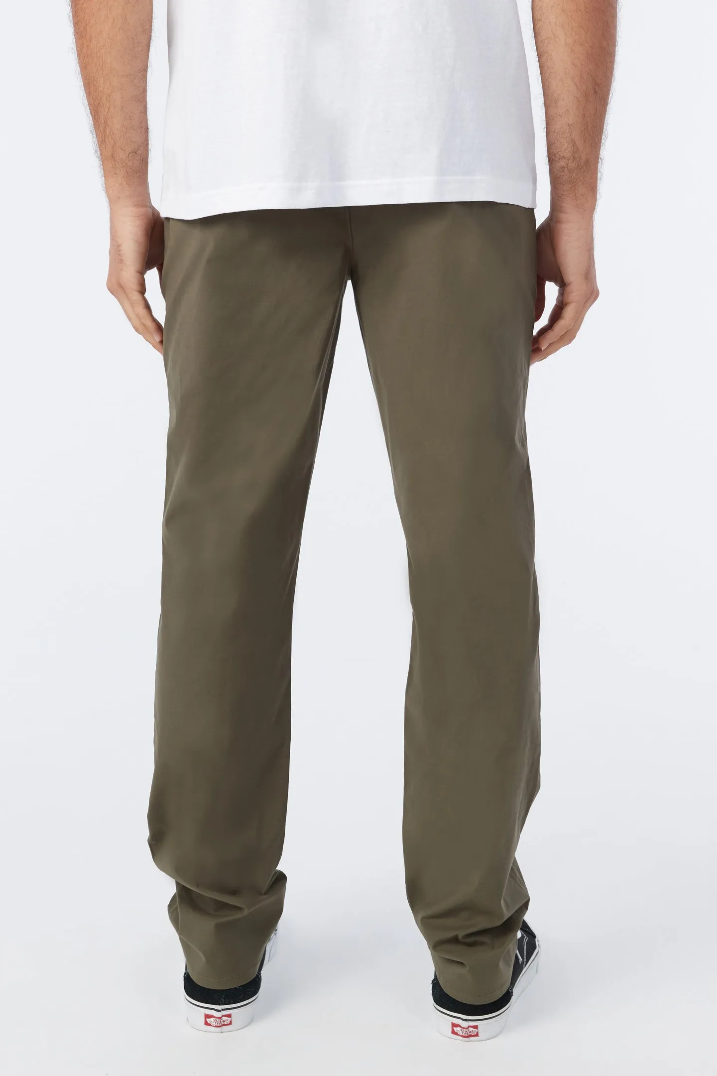 MISSION HYBRID CHINO PANT