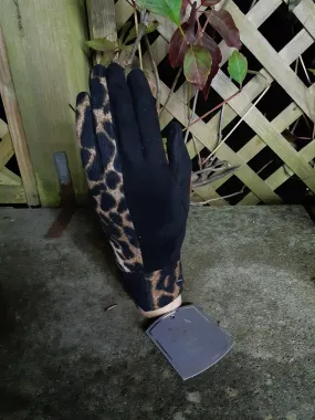 Riley Leopard Faux Suede Gloves