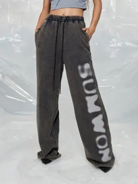 SUMWON WOMEN Wide Leg Washed Sweatpants With Graphic Print