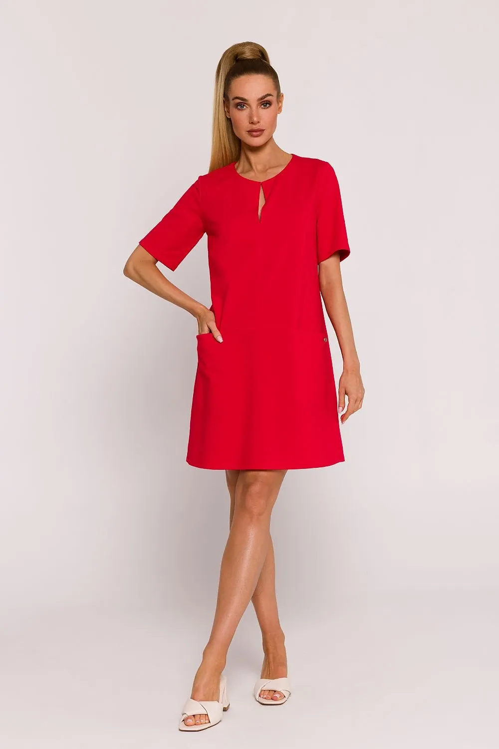 TEEK - Classic Solid Pocketed Shift Dress