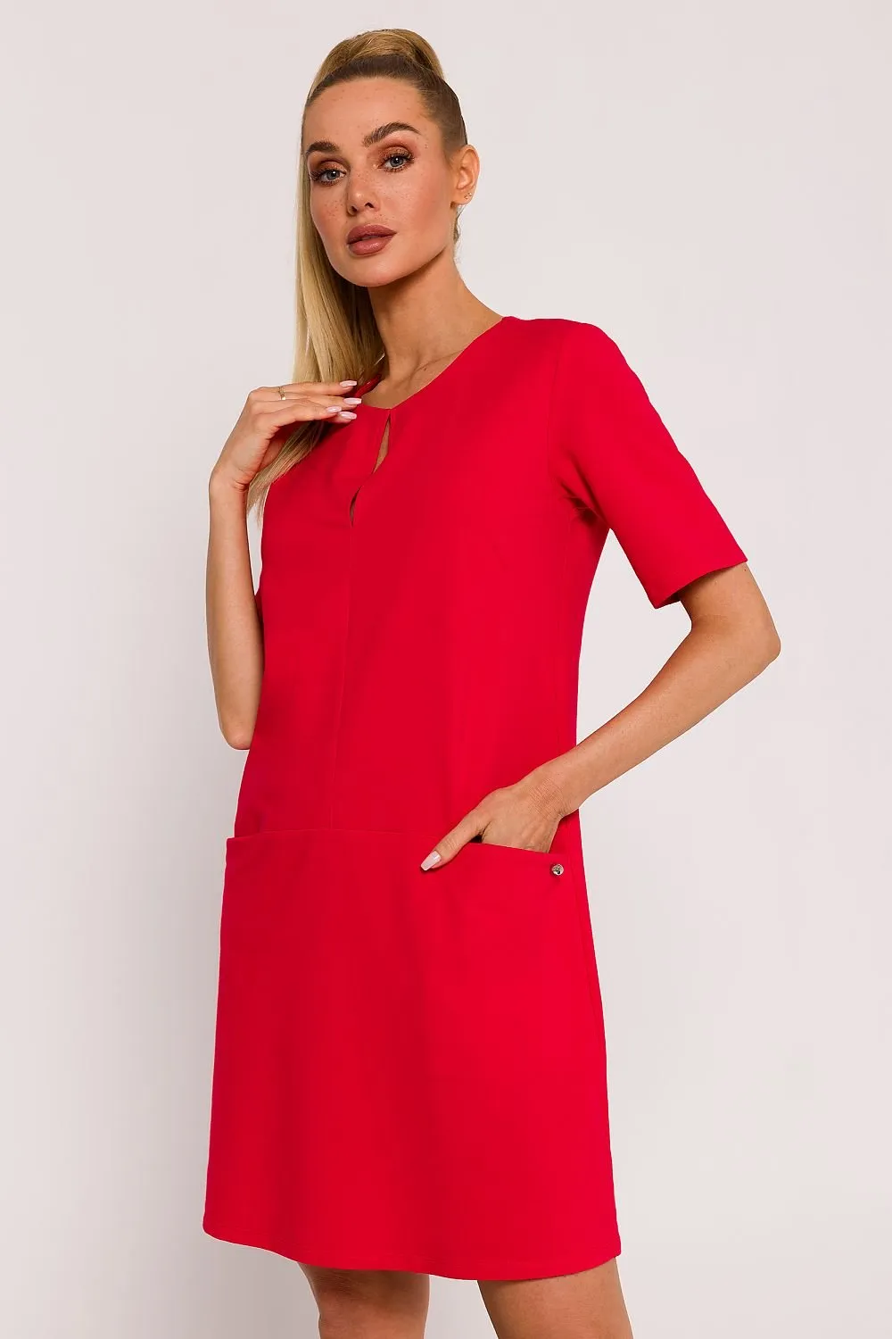 TEEK - Classic Solid Pocketed Shift Dress