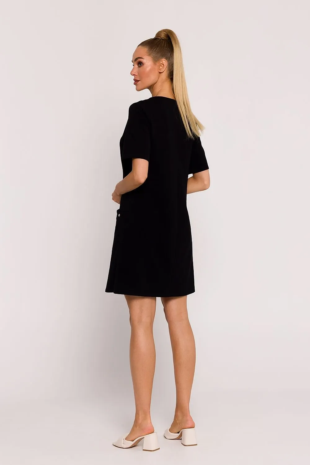 TEEK - Classic Solid Pocketed Shift Dress