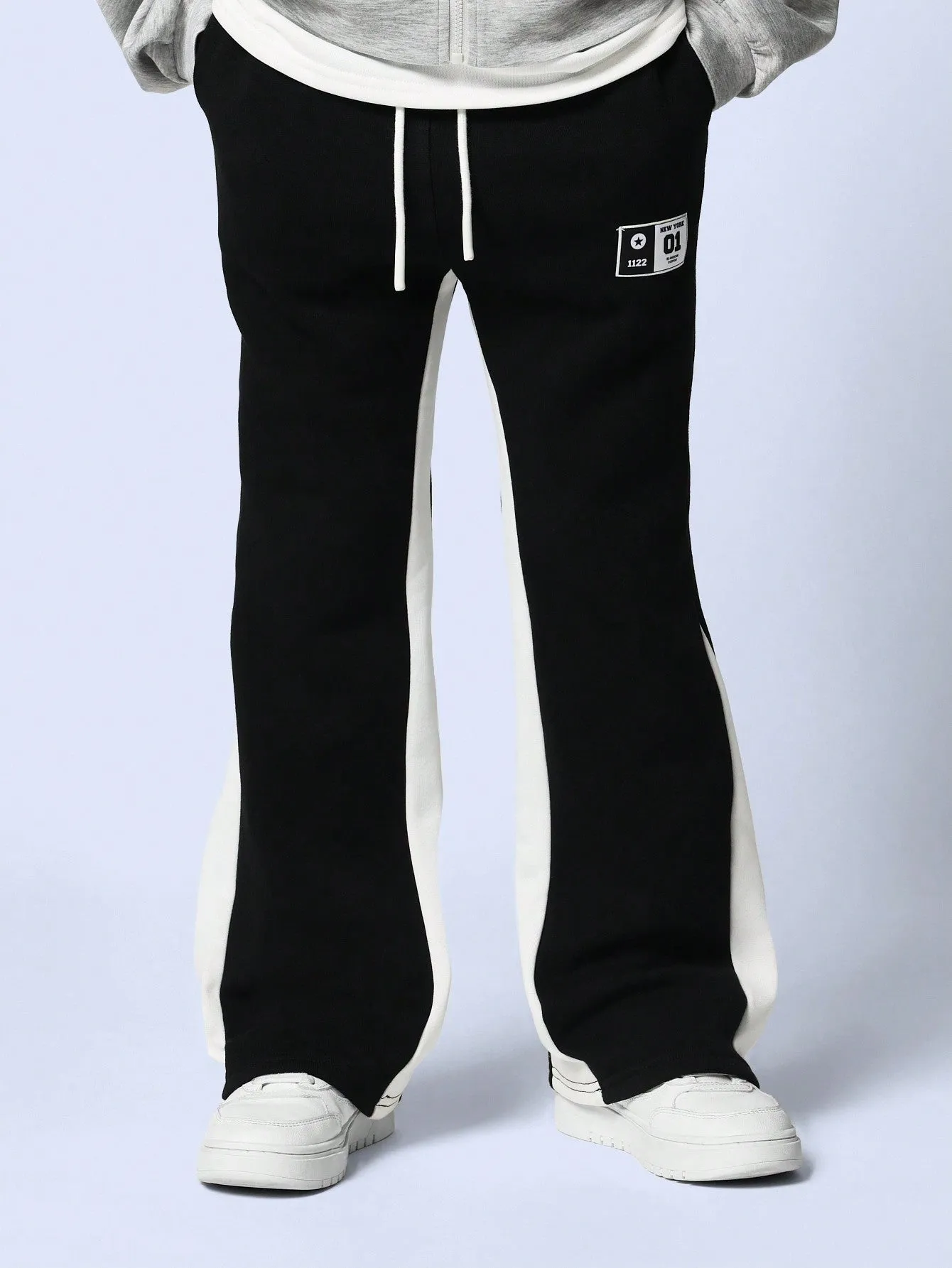 Tween Boys Comfy Flare Fit Contrast Colour Sweatpants With Label & Drawstrings