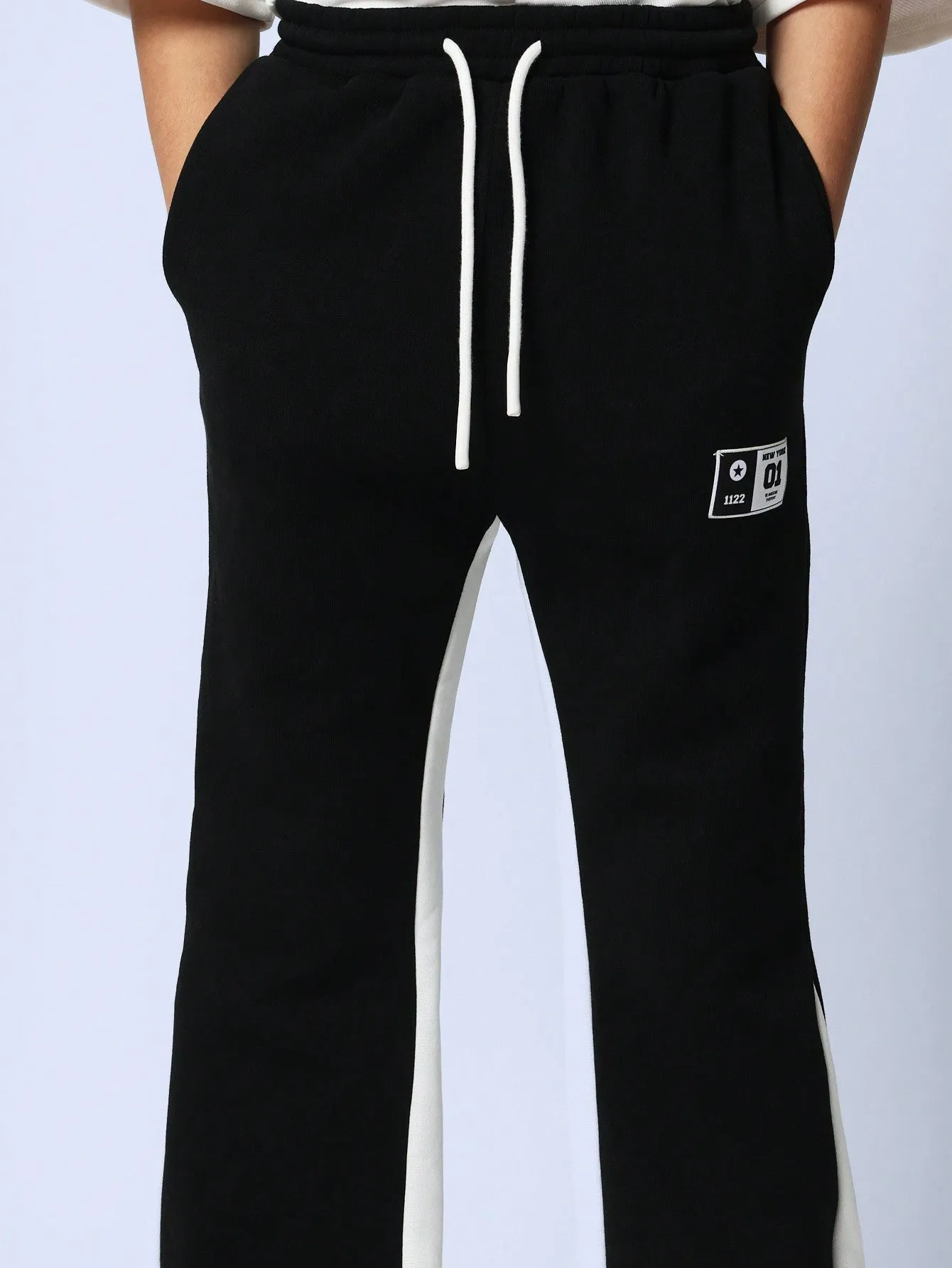 Tween Boys Comfy Flare Fit Contrast Colour Sweatpants With Label & Drawstrings