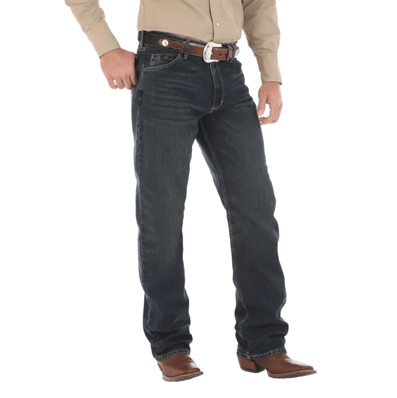 Wrangler 20X 01 Competition Fit Advanced Comfort Jeans